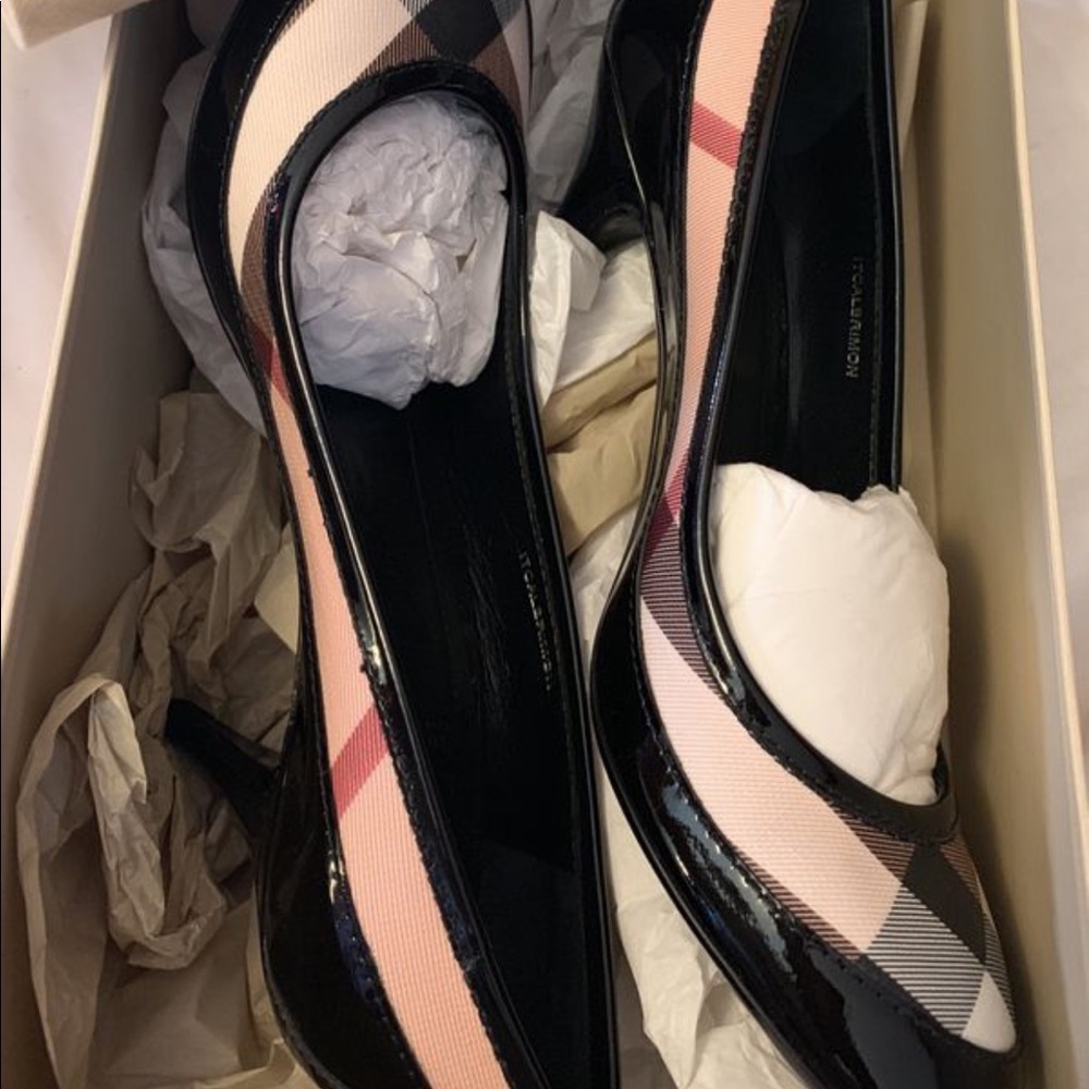 Burberry shoes